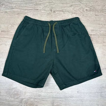 Short em Sarja Tommy Hilfiger Verde