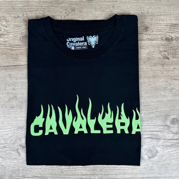 Camiseta Cavalera Preto