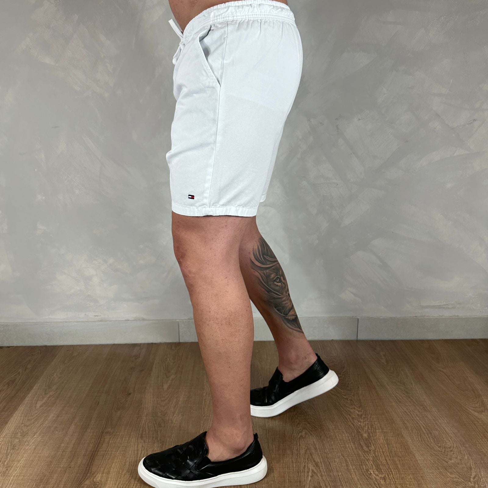 Short em Sarja Tommy Hilfiger Branco