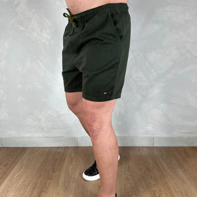 Short em Sarja Tommy Hilfiger Verde