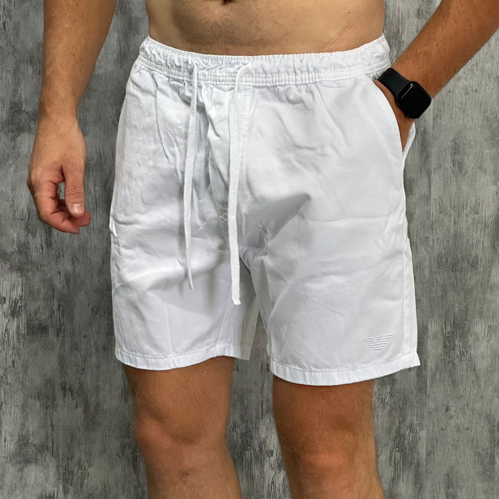 Shorts em Sarja Armani Branco